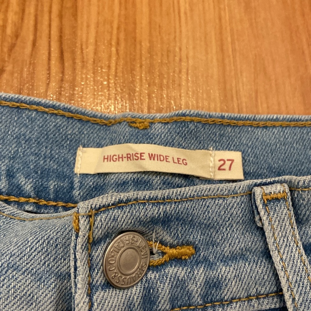 ♥️ HOST PICK ♥️ LEVIS High rise cropped wide leg W27 X L27 - Picture 4 of 6